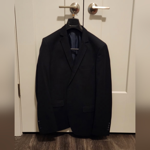 Used Loupeiz Suit Jacket US Size 42 in Black